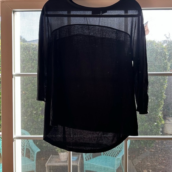 Tahari “Blouson Sleeve Mixed Media Top” Size:M
Color:Black - Picture 3 of 6